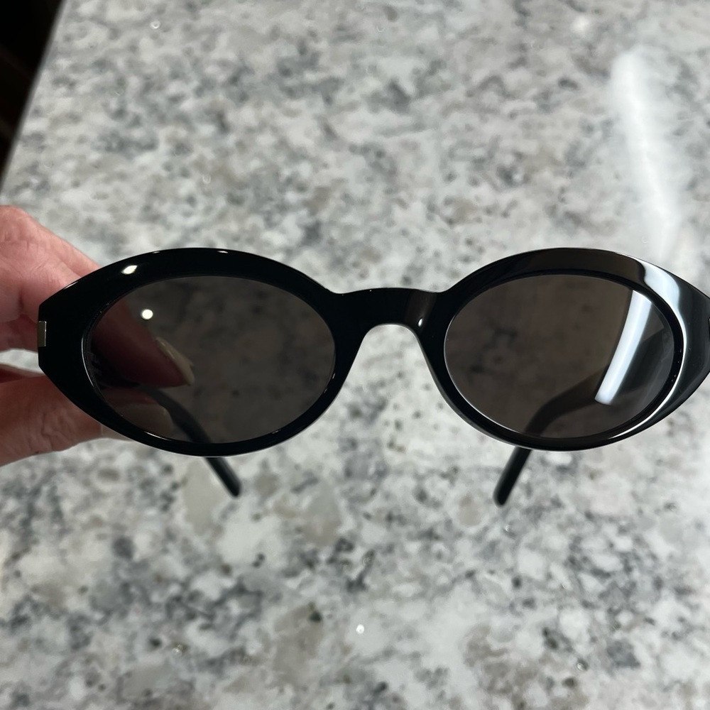 SAINT LAURENT Oval acetate sunglasses excellent like new condition - Picture 6 of 10